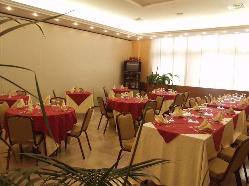 Hotel Residence Memmina Frosinone Restaurant foto