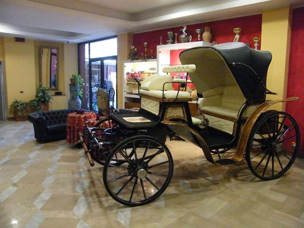 Hotel Residence Memmina Frosinone Interior foto