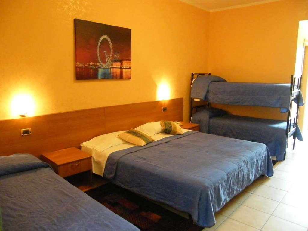Hotel Residence Memmina Frosinone Cameră foto
