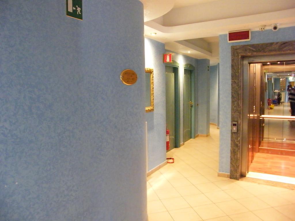 Hotel Residence Memmina Frosinone Exterior foto
