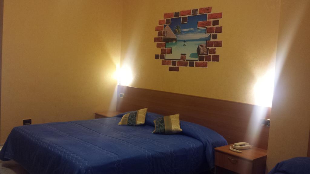 Hotel Residence Memmina Frosinone Exterior foto